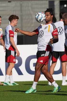 Serge Gnabry (Deutschland Germany) - Herzo Base 29.09.2026: Deutsche Nationalmannschaft Nations League Vorbereitung, Home Ground, HerzoBase, World of Adidas, Herzogenaurach