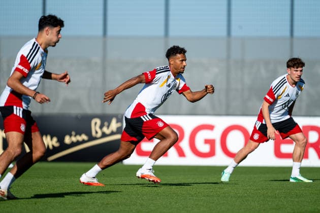 29.09.2026, GER, Fussball, Herren, UEFA Nations League, Training, DFB Nationalmannschaft Deutschland Bambase Conte ( Deutschland ) Herzogenaurach Adidas Basecamp Halftime Bayern Deutschland Copyright: xNordphoto Memmlerx