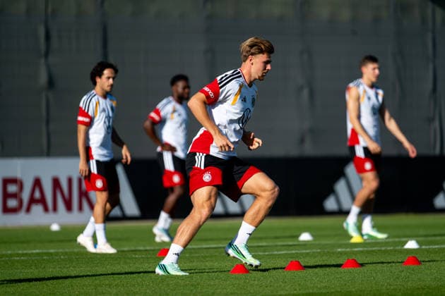 29.09.2026, GER, Fussball, Herren, UEFA Nations League, Training, DFB Nationalmannschaft Deutschland Finn Jeltsch ( Deutschland ) Herzogenaurach Adidas Basecamp Halftime Bayern Deutschland Copyright: xNordphoto Memmlerx