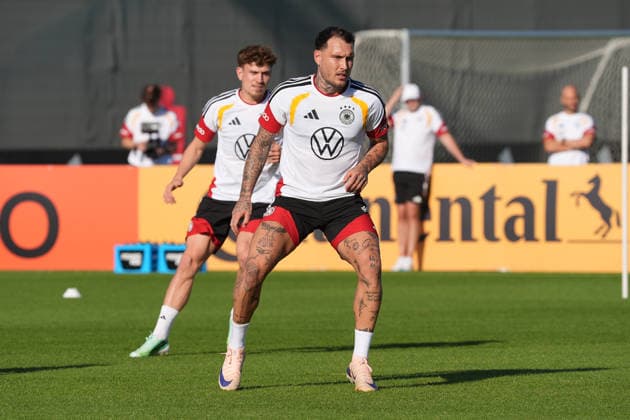 David Raum (Deutschland Germany), Philipp Treu (Deutschland Germany) - Herzo Base 29.09.2026: Deutsche Nationalmannschaft Nations League Vorbereitung, Home Ground, HerzoBase, World of Adidas, Herzogenaurach