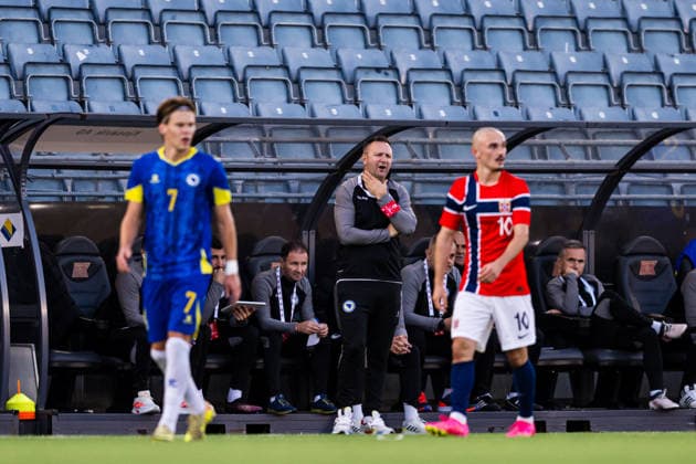 260929 Head coach Samir Muratovic of Bosnia-Herzegovina during the UEFA European Under-21 Qualifier football match between Norway and Bosnia-Herzegovina on September 29, 2026 in Stavanger. Photo: Marius Simensen BILDBYRAN COP 238 bbeng bosnia bosnia-hercegovina em kvalifisering football fotball fotboll norge norway soccer U21, U 21 UEFA EURO, EM, Europameisterschaft,Fussball under-21 qualifiers Copyright: MARIUSxSIMENSEN BB260929BB318