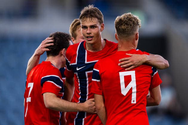 260929 Sindre Walle Egeli of Norway celebrates after scoring the 2-1 goal during the UEFA European Under-21 Qualifier football match between Norway and Bosnia-Herzegovina on September 29, 2026 in Stavanger. Photo: Marius Simensen BILDBYRAN COP 238 bbeng bosnia bosnia-hercegovina em kvalifisering football fotball fotboll jubel norge norway soccer U21, U 21 UEFA EURO, EM, Europameisterschaft,Fussball under-21 qualifiers Copyright: MARIUSxSIMENSEN BB260929BB350