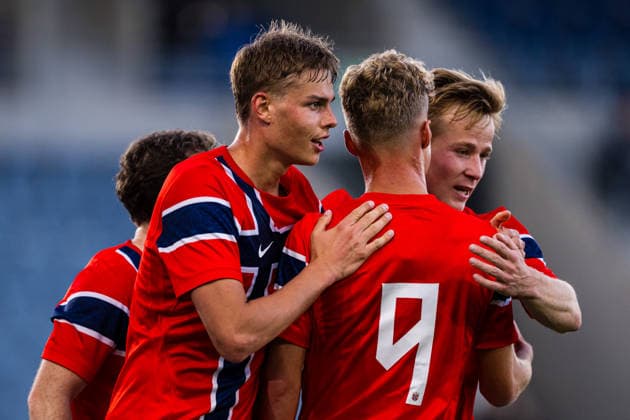 260929 Sindre Walle Egeli of Norway celebrates after scoring the 2-1 goal during the UEFA European Under-21 Qualifier football match between Norway and Bosnia-Herzegovina on September 29, 2026 in Stavanger. Photo: Marius Simensen BILDBYRAN COP 238 bbeng bosnia bosnia-hercegovina em kvalifisering football fotball fotboll jubel norge norway soccer U21, U 21 UEFA EURO, EM, Europameisterschaft,Fussball under-21 qualifiers Copyright: MARIUSxSIMENSEN BB260929BB365