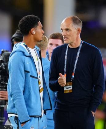 Thomas Tuchel, Manager Head Coach of England chats to Jarell Quansah Czechia v England, UEFA Nations League, Football, Fortuna Arena, Prague, Czechia - 29 Sep 2026Prague Fortuna Arena Czech Republic  Copyright: xJavierxGarcia Shutterstockx 17175831i