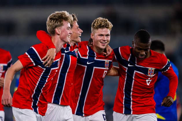 260929 Sindre Walle Egeli of Norway celebrates after scoring the 4-1 goal during the UEFA European Under-21 Qualifier football match between Norway and Bosnia-Herzegovina on September 29, 2026 in Stavanger. Photo: Marius Simensen BILDBYRAN COP 238 bbeng bosnia bosnia-hercegovina em kvalifisering football fotball fotboll jubel norge norway soccer U21, U 21 UEFA EURO, EM, Europameisterschaft,Fussball under-21 qualifiers Copyright: MARIUSxSIMENSEN BB260929BB430