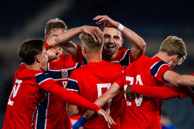 260929 Sindre Walle Egeli of Norway celebrates after scoring the 4-1 goal during the UEFA European Under-21 Qualifier football match between Norway and Bosnia-Herzegovina on September 29, 2026 in Stavanger. Photo: Marius Simensen BILDBYRAN COP 238 bbeng bosnia bosnia-hercegovina em kvalifisering football fotball fotboll jubel norge norway soccer U21, U 21 UEFA EURO, EM, Europameisterschaft,Fussball under-21 qualifiers Copyright: MARIUSxSIMENSEN BB260929BB437
