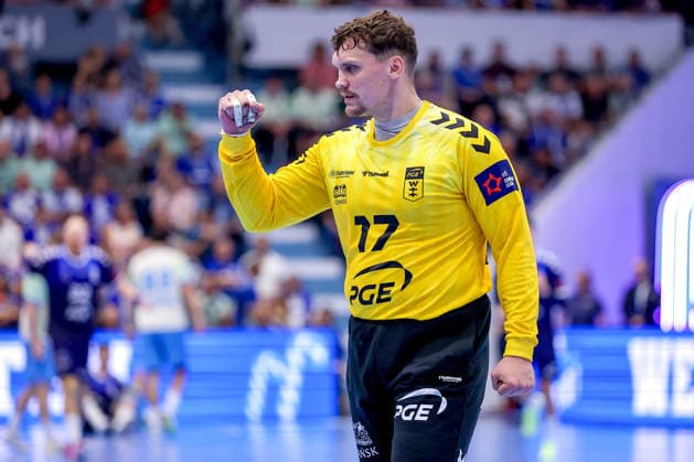 29.09.2026, Handball, EL, VfL Gummersbach - PGE Wybrzeza Gdansk Danzig, 1.Spieltag EHF European League, Saison 2026 27 Herren, Schwalbe-Arena: Mateusz Zembrzycki (PGE 17) gestikulierend auf dem Spielfeld Nordrhein-Westfalen Deutschland
