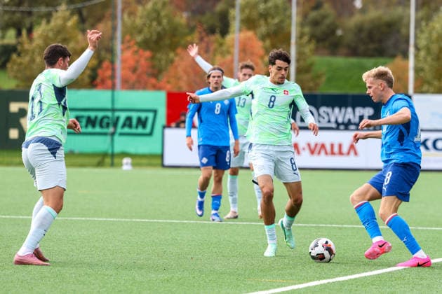 Fussball: Europa: UEFA U21, U 21 Europameisterschaft 2027 - Qualifikation, Gruppe C, 29.09.2026, 15:00 Uhr - Island U21 vs. Schweiz U21 - Throttarvöllur (Reykjavik, Island); Galdur GuÃ°mundsson (Island U21) Lutfi Dalipi (Schweiz U21) Alessio Besio (Schweiz U21) Nico Rissi (Schweiz U21) Kjartan Mar Kjartansson (Island U21) Reykjavik Throttarvöllur Reykjavik Island Copyright: xAmiirxAmedjouax