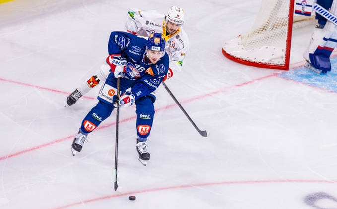 Ice hockey, Eishockey National League Regular Season - ZSC Lions vs EHC Bie Zurich, Switzerland, 29th Sept 2026: XXXXXX Copyright: xAndreasxHaasx