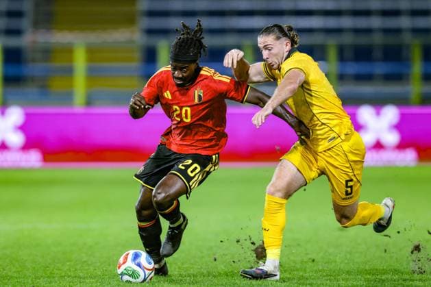 Belgium s Richie Sagrado and Wales Archie Harris fight for the ball during a soccer game between Belgium U21, U 21 and Wales U21, Tuesday 29 September 2026 in Westerlo, qualifier 7 8 for the 2027 European Championships. BRUNOxFAHY  x188263527x