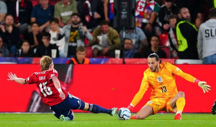 England goalkeeper James Trafford denies Pavel Sulc of Czechia Czechia v England, UEFA Nations League, Football, Fortuna Arena, Prague, Czechia - 29 Sep 2026Prague Fortuna Arena Czech Republic  Copyright: xJavierxGarcia Shutterstockx 17175831y