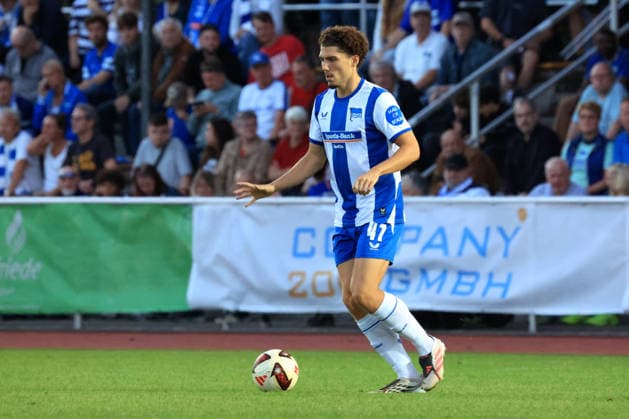 29.09.2026, DEU GER, Fussball , Testspiel, 2.Fussballbundesliga , Spieltag, Saison 2026 2027, Berliner Ernst-Reuter-Stadion, Hertha03 Zehlendorf vs. Hertha BSC Selim Telib ( Hertha BSC Berlin 47 ) 2. Liga: DFB DFL regulations prohibit any use of photographs as image sequences and or quasi-video) nordphoto GmbH Engler Berlin Ernst-Reuter-Stadion Berlin Deutschland Copyright: xNordphotox xEnglerx