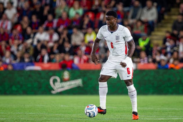 CZECHIA - ENGLAND Marc Guehi of England and Manchester City on the ball during UEFA Nations League - League A - Group A3 - Matchday 2 - football match between Czechia and England. Fortuna Arena, Eden, Stadion, Prague, Czechia September 29, 2026. Photo by Branislav Racko Copyright: xx 080A5424