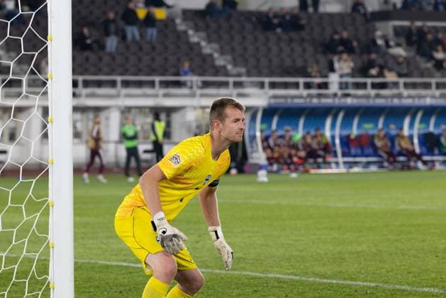 September 29, 2026, Helsinki, Uusimaa, Finland: HELSINKI, FINLAND - SEPTEMBER 29, 2026: Finland goalkeeper and captain Lukas Hradecky (1) in action during the UEFA Nations League football match between Finland and Belarus at Helsinki Olympic Stadium in Helsinki, Finland. . Helsinki Finland - ZUMAt172 20260929_zip_t172_074 Copyright: xJosexTabaresx