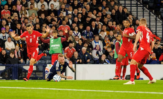 29.09.2026: Scotland v Switzerland: Oliver McBurnie of Scotland down in the box  Copyright: xWilliexVassx NINTCHDBPICT001112142616