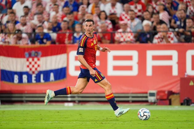 September 29, 2026, Sevilla, Sevilla, Spain: Fabian Ruiz of Spain runs with the ball during the UEFA Nations League 2026 27 group phase match between Spain and Croatia at Ramon Sanchez-Pizjuan stadium on September 29, 2026, in Sevilla, Spain. Sevilla Spain - ZUMAa181 20260929_zaa_a181_128 Copyright: xJoaquinxCorcherox