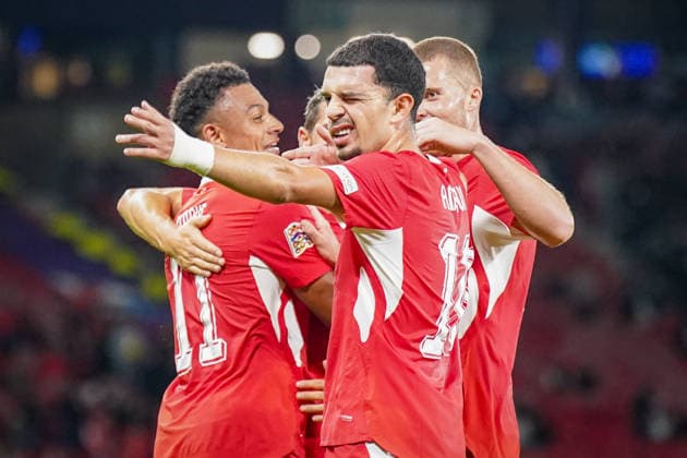 Fussball UEFA Nations League 2026 - 2027, 2. Spieltag - Schottland vs Schweiz - Hampden Park (Glasgow): Tor und Torjubel zum 0:3 durch Zeki Amdouni (Schweiz, 10) Freude, Emotionen, Jubel, Geste, Gestik, Emotion Copyright: xJOERANxSTEINSIEKx