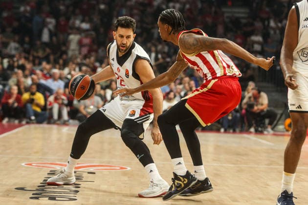 Crvena Zvezda v Hapoel Tel Aviv - EuroLeague BELGRADE, SERBIA - SEPTEMBER 29: Vasilije Micic (22) of Hapoel Tel Aviv in action during the 2026 2027 EuroLeague Round 2 match between Crvena zvezda and Hapoel Tel Aviv at Beogradska Arena in Belgrade, Serbia on September 29, 2026. Filip Stevanovic Anadolu Belgrade Serbia. Editorial use only. Please get in touch for any other usage.  Copyright: x2026xAnadoluxFilipxStevanovicx