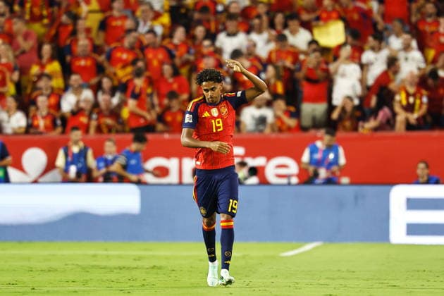 Lamine Yamal (ESP), SEPTEMBER 29, 2026 - Football Soccer : Yamal celebrate after his goal during UEFA Nations League group stage for final tournament Group A3 Matchday 2 between Spain - Croatia at the Estadio Ramon Sanchez-Pizjuan in Sevilla, Spain. Noxthirdxpartyxsales  aflo_352015089 MutsuxKawamorix