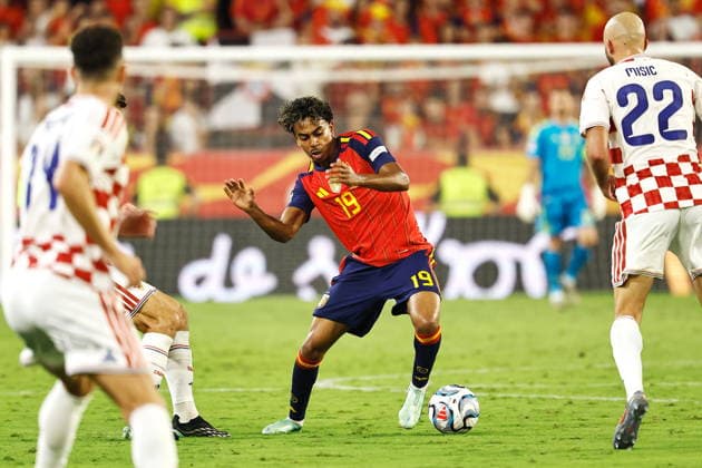 Lamine Yamal (ESP), SEPTEMBER 29, 2026 - Football Soccer : UEFA Nations League group stage for final tournament Group A3 Matchday 2 between Spain - Croatia at the Estadio Ramon Sanchez-Pizjuan in Sevilla, Spain. Noxthirdxpartyxsales  aflo_352015111 MutsuxKawamorix