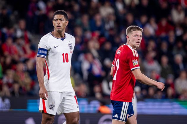 CZECHIA - ENGLAND Jude Bellingham of England and Real Madrid and Lukas Cerv of Czechia and Viktoria Plzen during UEFA Nations League - League A - Group A3 - Matchday 2 - football match between Czechia and England. Fortuna Arena, Eden, Stadion, Prague, Czechia September 29, 2026. Photo by Branislav Racko Copyright: xx 080A7479
