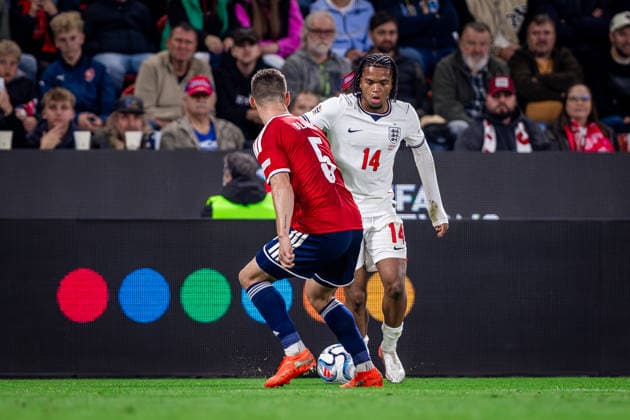CZECHIA - ENGLAND Rio Ngumoha of England and Liverpool and Jiri Slama of Czechia and Jablonec during UEFA Nations League - League A - Group A3 - Matchday 2 - football match between Czechia and England. Fortuna Arena, Eden, Stadion, Prague, Czechia September 29, 2026. Photo by Branislav Racko Copyright: xx 080A7553