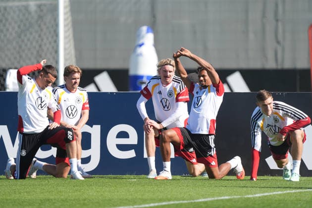 Said El Mala (Deutschland Germany), Finn Jeltsch (Deutschland Germany), Nick Woltemade (Deutschland Germany), Bambase Conte (Deutschland Germany), Nico Schlotterbeck (Deutschland Germany) - Herzo Base 30.09.2026: Deutsche Nationalmannschaft Nations League Vorbereitung, Home Ground, HerzoBase, World of Adidas, Herzogenaurach