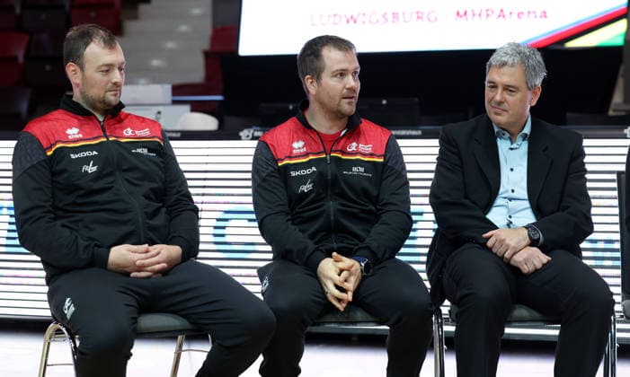 2026.09.30, Deutschland, Ludwigsburg, Radsport UCI Hallenrad-WM 2026 PK, v.l. Radball-Team Michael Birkner, Robert Mlady, Mario Kreh (Geschäftsführer Tourismus & Events Ludwigsburg)