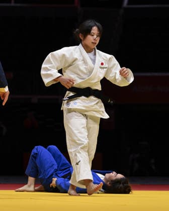 Aichi-Nagoya Asian Games: Judo Japan s Mitsuki Kondo (white) defeats Abiba Abuzhakynova of Kazakhstan in the Aichi-Nagoya Asian Games women s judo 48-kilogram final at Aichi International Arena in Nagoya, central Japan, on Sept. 30, 2026.  A14AA0005629477P