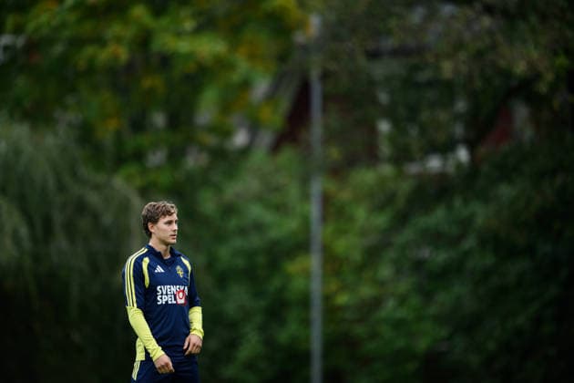 260930 Hampus Skoglund of the Swedish men s national football team at a training session on September 30, 2026 in Stockholm. Photo: Jesper Zerman BILDBYRAN kod JZ JZ0762 fotboll football soccer fotball nations league uefa nations league träning practice training sverige sweden sverige a bbeng Copyright: JESPERxZERMAN BB260930JZ004