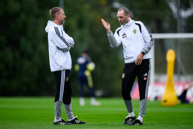 260930 Head coach Graham Potter and Assistant coach Andreas Georgson of the Swedish men s national football team at a training session on September 30, 2026 in Stockholm. Photo: Jesper Zerman BILDBYRAN kod JZ JZ0762 fotboll football soccer fotball nations league uefa nations league träning practice training sverige sweden sverige a bbeng Copyright: JESPERxZERMAN BB260930JZ017