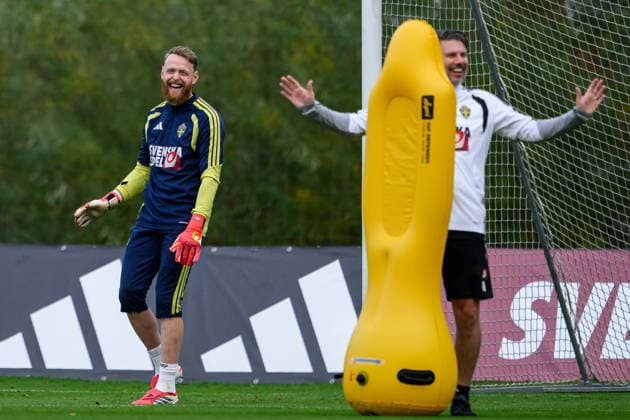 260930 goalkeeper Viktor Johansson of the Swedish men s national football team at a training session on September 30, 2026 in Stockholm. Photo: Jesper Zerman BILDBYRAN kod JZ JZ0762 fotboll football soccer fotball nations league uefa nations league träning practice training sverige sweden sverige a bbeng Copyright: JESPERxZERMAN BB260930JZ031