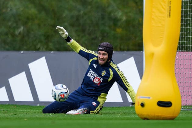 260930 goalkeeper Noel Törnqvist of the Swedish men s national football team at a training session on September 30, 2026 in Stockholm. Photo: Jesper Zerman BILDBYRAN kod JZ JZ0762 fotboll football soccer fotball nations league uefa nations league träning practice training sverige sweden sverige a bbeng Copyright: JESPERxZERMAN BB260930JZ036
