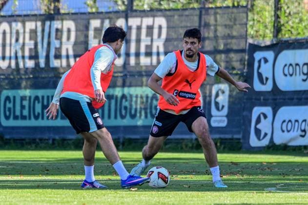 Haron Sabah Adam Dzwigala ( Pauli ) Deutschland , Hamburg , Trainingsgelände an der Kollaustrasse , Fussball , 2. Bundesliga , FC St Pauli