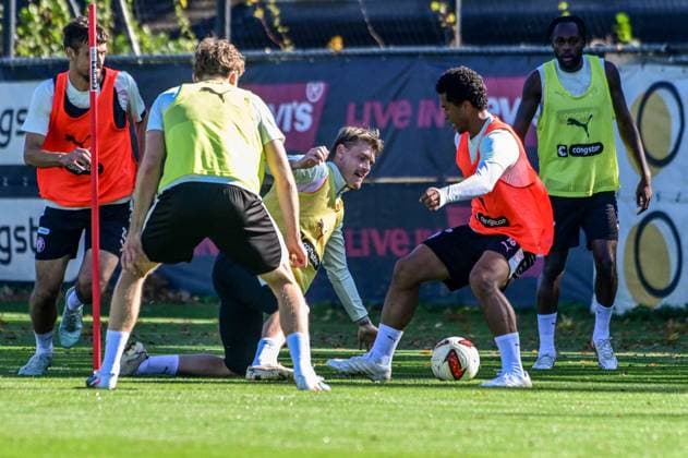 Adam Dzwigala Eric Smith Joel Chima Fujita ( Pauli ) Deutschland , Hamburg , Trainingsgelände an der Kollaustrasse , Fussball , 2. Bundesliga , FC St Pauli