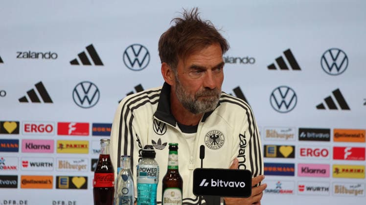 30.09.2026, xrekx, Fussball UEFA Nations League , Deutschland - Pressekonferenz mit Juergen Klopp und Jonas Urbig v.l. Jürgen Juergen Klopp Trainer (Deutschland) Muenchen