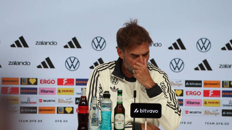 30.09.2026, xrekx, Fussball UEFA Nations League , Deutschland - Pressekonferenz mit Juergen Klopp und Jonas Urbig v.l. Jürgen Juergen Klopp Trainer (Deutschland) Muenchen