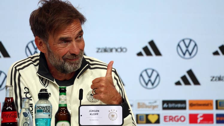 30.09.2026, xrekx, Fussball UEFA Nations League , Deutschland - Pressekonferenz mit Juergen Klopp und Jonas Urbig v.l. Jürgen Juergen Klopp Trainer (Deutschland) Muenchen