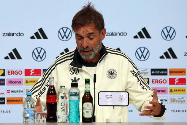 30.09.2026, xrekx, Fussball UEFA Nations League , Deutschland - Pressekonferenz mit Juergen Klopp und Jonas Urbig v.l. Jürgen Juergen Klopp Trainer (Deutschland) Muenchen