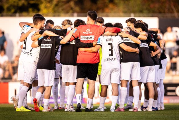 TSG Balingen vs. SSV Ulm 1846 Fußball, Fussball, Landespokal, WFV-Pokal, Achtelfinale, BIZERBA ARENA Balingen 30.09.26 Team Teamkreis Mannschaft Mannschaftskreis SSV Ulm 1846 Fußball TSG Balingen vs. SSV Ulm 1846 Fußball, Fussball, Landespokal, WFV-Pokal, Achtelfinale, BIZERBA ARENA Balingen 30.09.26 Foto: Lucca Fundel Balingen BIZERBA ARENA Baden-Württemberg Deutschland
