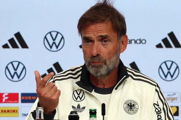 30.09.2026, xrekx, Fussball UEFA Nations League , Deutschland - Pressekonferenz mit Juergen Klopp und Jonas Urbig v.l. Jürgen Juergen Klopp Trainer (Deutschland) Muenchen