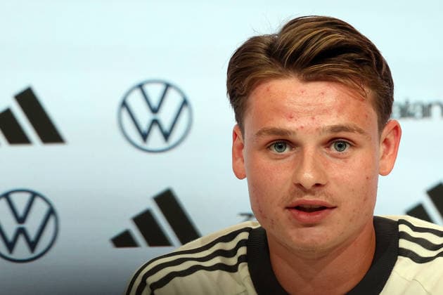 30.09.2026, xrekx, Fussball UEFA Nations League , Deutschland - Pressekonferenz mit Juergen Klopp und Jonas Urbig v.l. Jonas Urbig (Deutschland) Muenchen