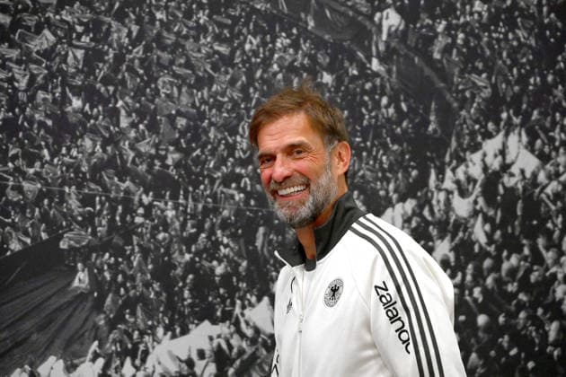 Bundestrainer Juergen KLOPP (GER), lacht,lachen,lachend,optimistisch,gutgelaunt, Einzelbild,angeschnittenes Einzelmotiv,Portraet,Portrait,Porträt. Pressekonferenz am 30.09.2026, Fussball Nations League Gruppenphase, Gruppe B, 3.Spieltag Deutschland (GER) - Serbien (SRB) am 01.10.2026 , ALLIANZ ARENA