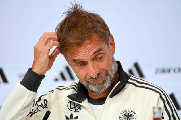 Bundestrainer Juergen KLOPP (GER), Gestik,skeptisch, Einzelbild,angeschnittenes Einzelmotiv,Portraet,Portrait,Porträt. Pressekonferenz am 30.09.2026, Fussball Nations League Gruppenphase, Gruppe B, 3.Spieltag Deutschland (GER) - Serbien (SRB) am 01.10.2026 , ALLIANZ ARENA