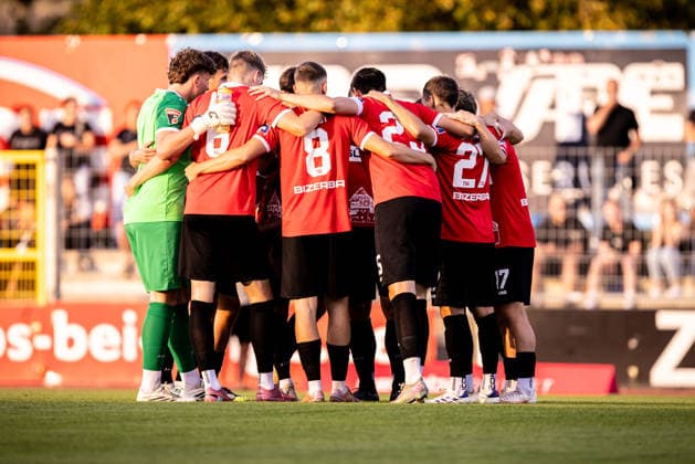 TSG Balingen vs. SSV Ulm 1846 Fußball, Fussball, Landespokal, WFV-Pokal, Achtelfinale, BIZERBA ARENA Balingen 30.09.26 Team Teamkreis Mannschaft Mannschaftskreis TSG Balingen TSG Balingen vs. SSV Ulm 1846 Fußball, Fussball, Landespokal, WFV-Pokal, Achtelfinale, BIZERBA ARENA Balingen 30.09.26 Foto: Lucca Fundel Balingen BIZERBA ARENA Baden-Württemberg Deutschland