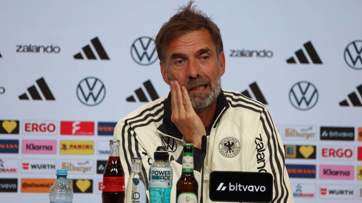 30.09.2026, xrekx, Fussball UEFA Nations League , Deutschland - Pressekonferenz mit Juergen Klopp und Jonas Urbig v.l. Jürgen Juergen Klopp Trainer (Deutschland) Muenchen