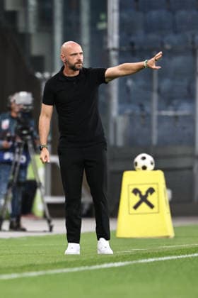 SOCCER - WEC, Sturm vs Wolfsburg GRAZ,AUSTRIA,30.SEP.26 - SOCCER - UEFA Women s Europa Cup, qualification, SK Sturm Graz vs VfL Wolfsburg. Image shows head coach Stephan Lerch (Wolfsburg).  GEPAxpictures xChrisxBauer