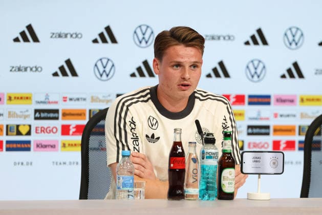 Jonas Urbig (Deutschland) bei der Pressekonferenz, GER, Deutschland Nationalmannschaft, Abschluss-Pressekonferenz, Fussball, UEFA Nations League, Saison 2026 2027, 30.09.2026, GER, Deutschland Nationalmannschaft, Abschluss-Pressekonferenz, Fussball, UEFA Nations League, Saison 2026 2027, 30.09.2026 Muenchen Copyright: xEibner-Pressefoto JennixMaulx EP_JML