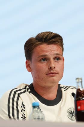Jonas Urbig (Deutschland) bei der Pressekonferenz, GER, Deutschland Nationalmannschaft, Abschluss-Pressekonferenz, Fussball, UEFA Nations League, Saison 2026 2027, 30.09.2026, GER, Deutschland Nationalmannschaft, Abschluss-Pressekonferenz, Fussball, UEFA Nations League, Saison 2026 2027, 30.09.2026 Muenchen Copyright: xEibner-Pressefoto JennixMaulx EP_JML