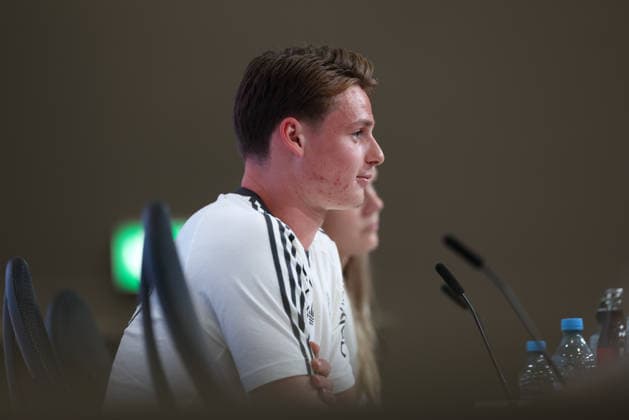 Jonas Urbig (Deutschland) bei der Pressekonferenz, GER, Deutschland Nationalmannschaft, Abschluss-Pressekonferenz, Fussball, UEFA Nations League, Saison 2026 2027, 30.09.2026, GER, Deutschland Nationalmannschaft, Abschluss-Pressekonferenz, Fussball, UEFA Nations League, Saison 2026 2027, 30.09.2026 Muenchen Copyright: xEibner-Pressefoto JennixMaulx EP_JML